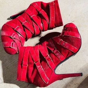 Jones Strappy Ankle Boots 5” Booties Size 8.5